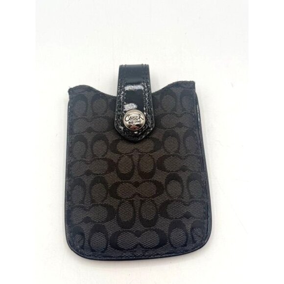 Coach Black Signature Credit Card or Small Cell Phone Holder Magnetic Close - Picture 1 of 4